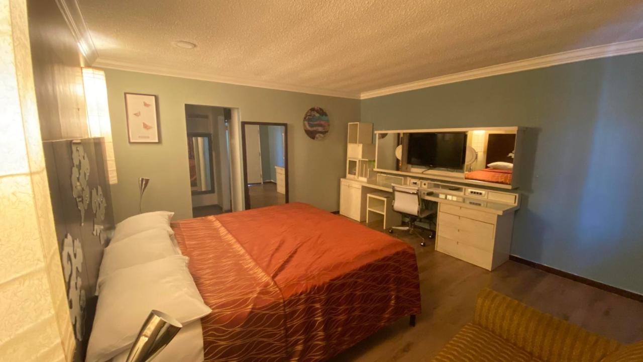 Villa Park Motel Ориндж Екстериор снимка