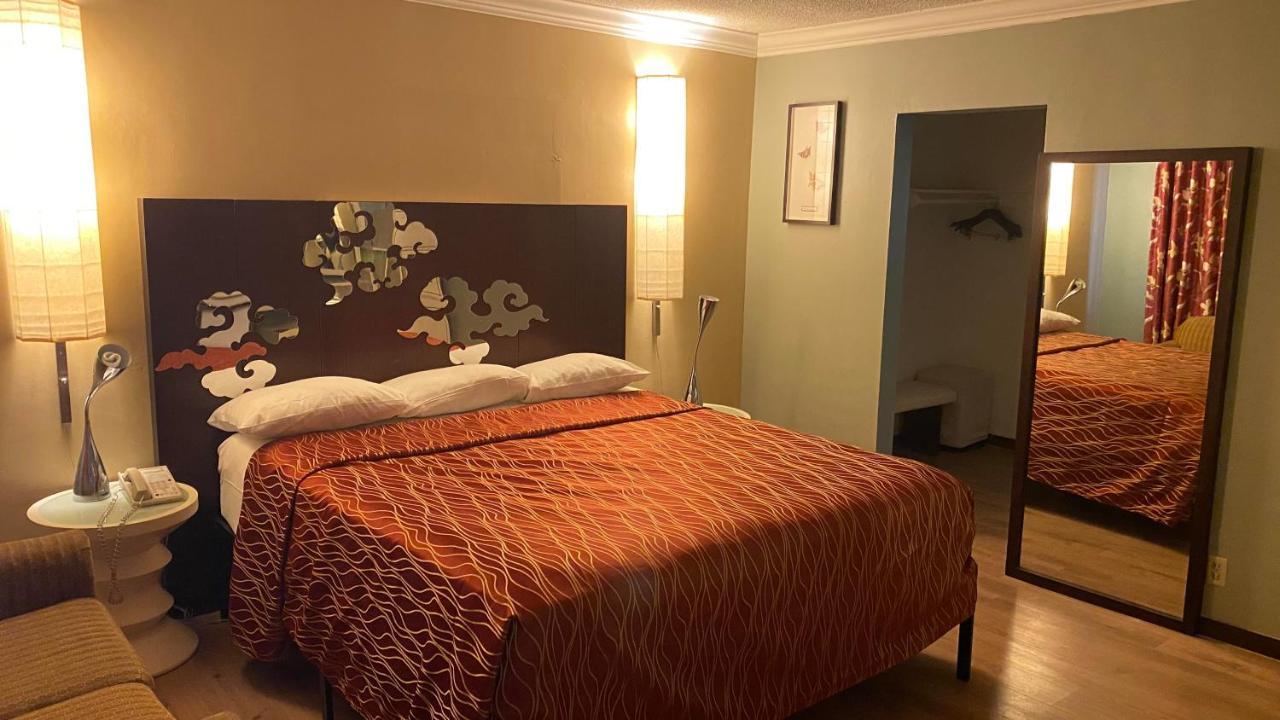 Villa Park Motel Ориндж Екстериор снимка