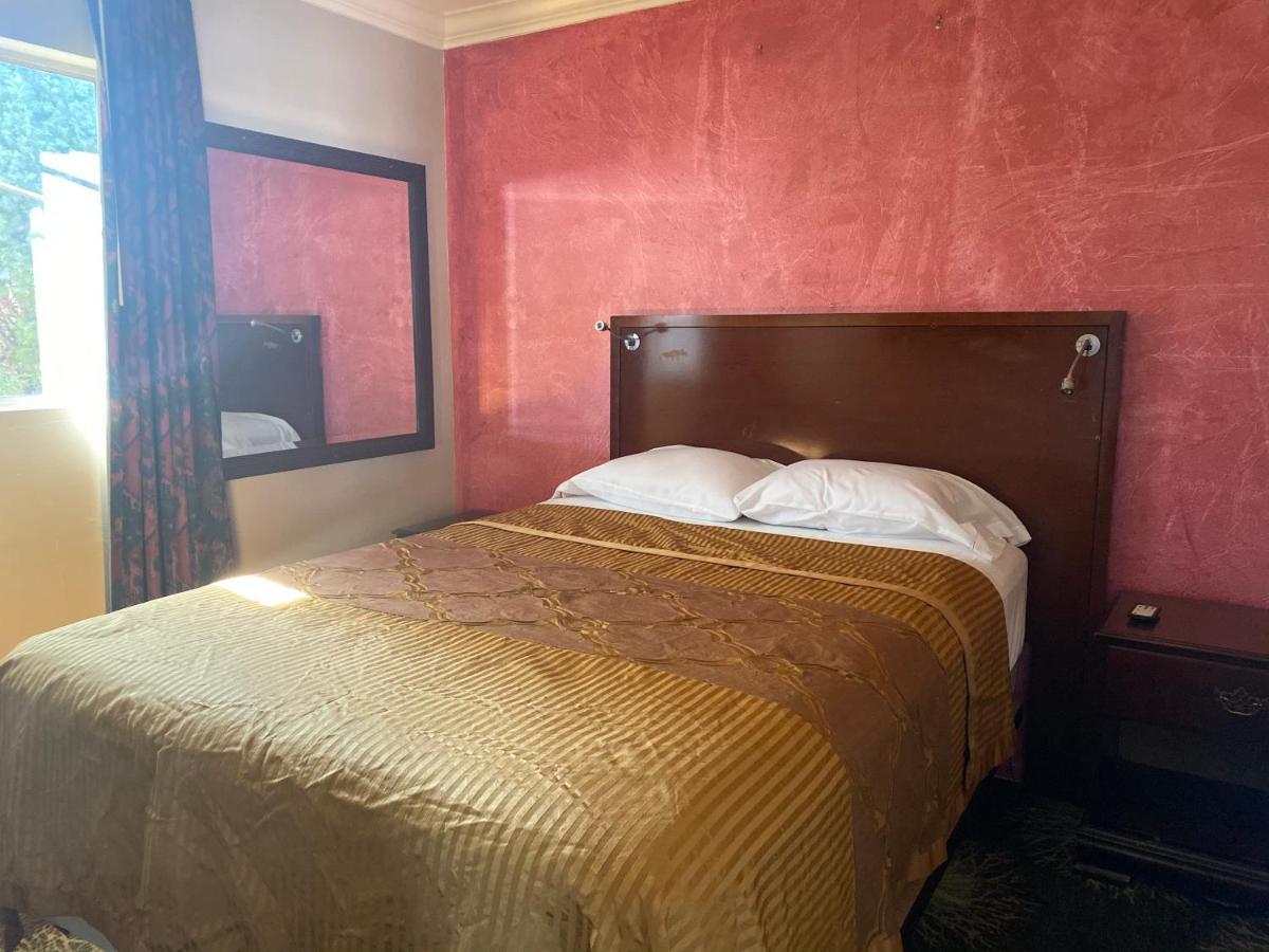 Villa Park Motel Ориндж Екстериор снимка